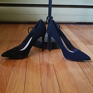 Pointed toe suede high heel shoes